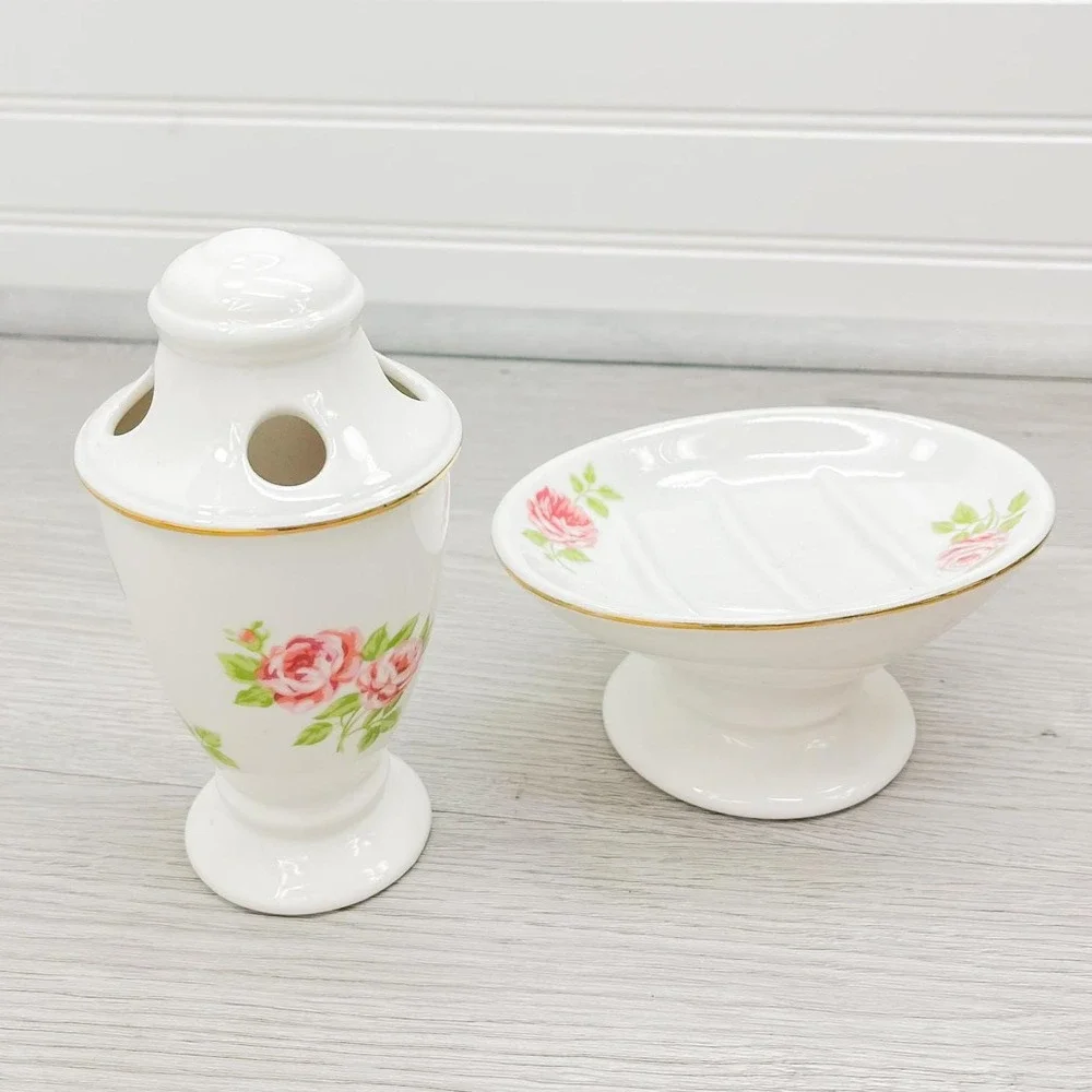 Vintage Floral Ceramic Bathroom Set: Soap Dish & Toothbrush Holder